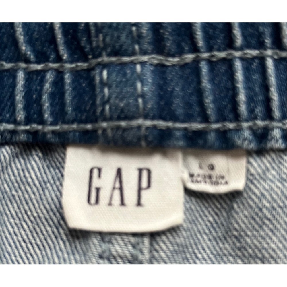 GAP Women's Blue Jean Shorts - Picture 5 of 5